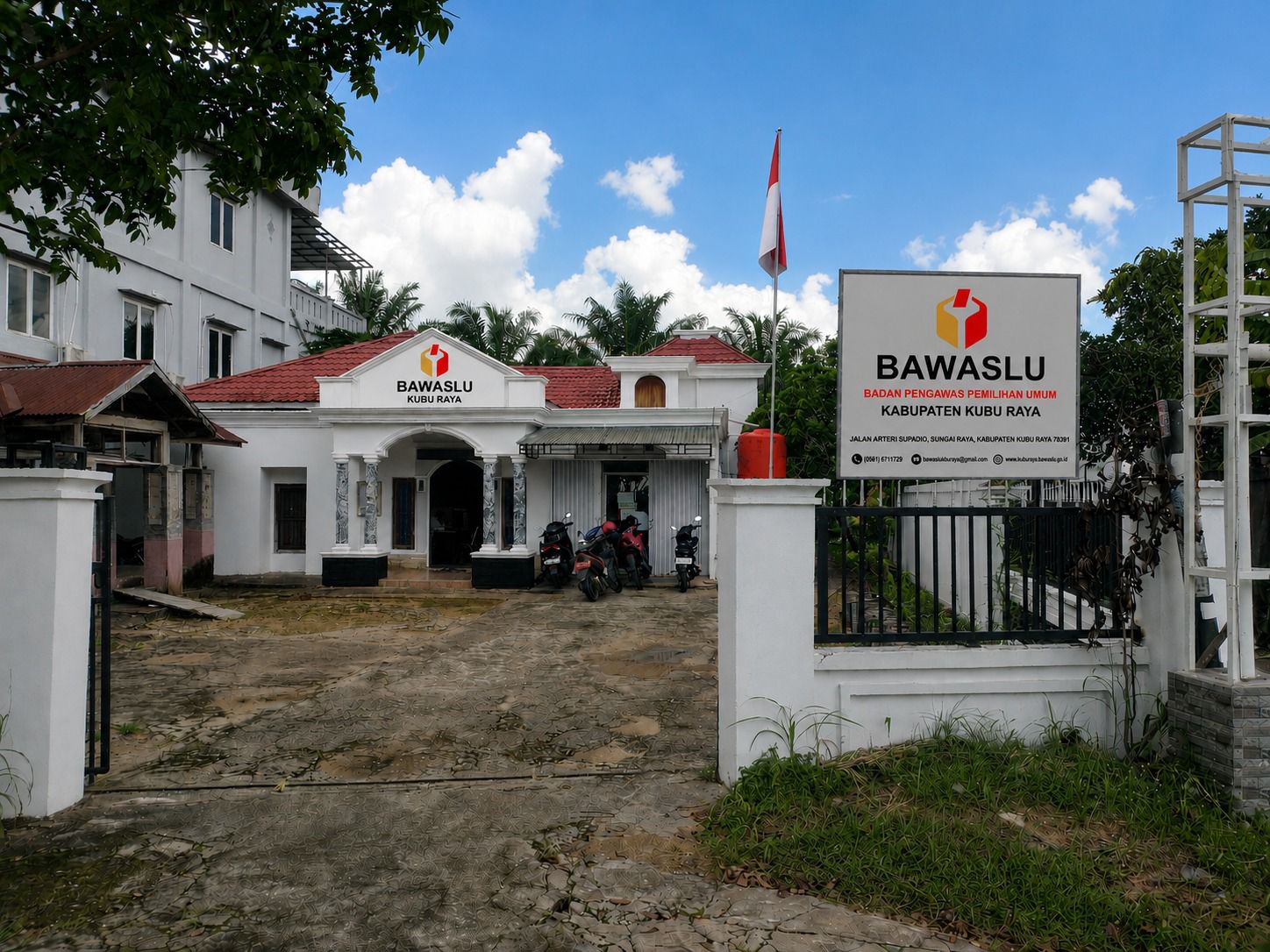 SELAMAT DATANG DI PPID BAWASLU KUBU RAYA